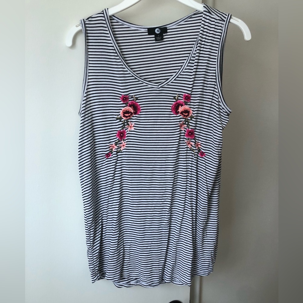 Striped razorback embroidered tank top